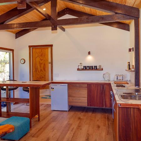 Kuaotunu Chalets מראה חיצוני תמונה
